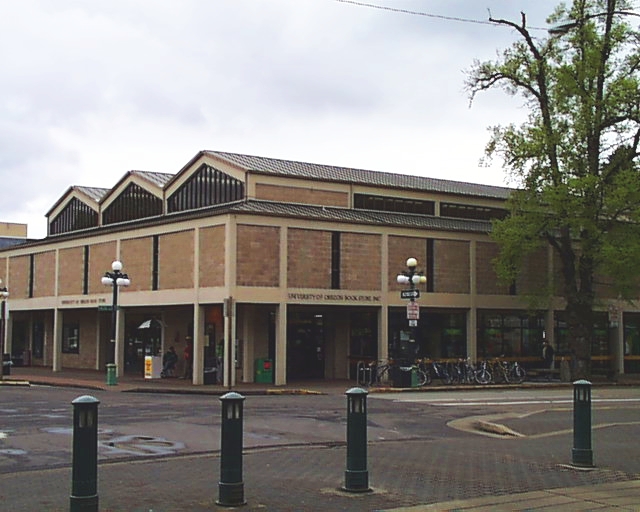 college bookstores - The Duck Store